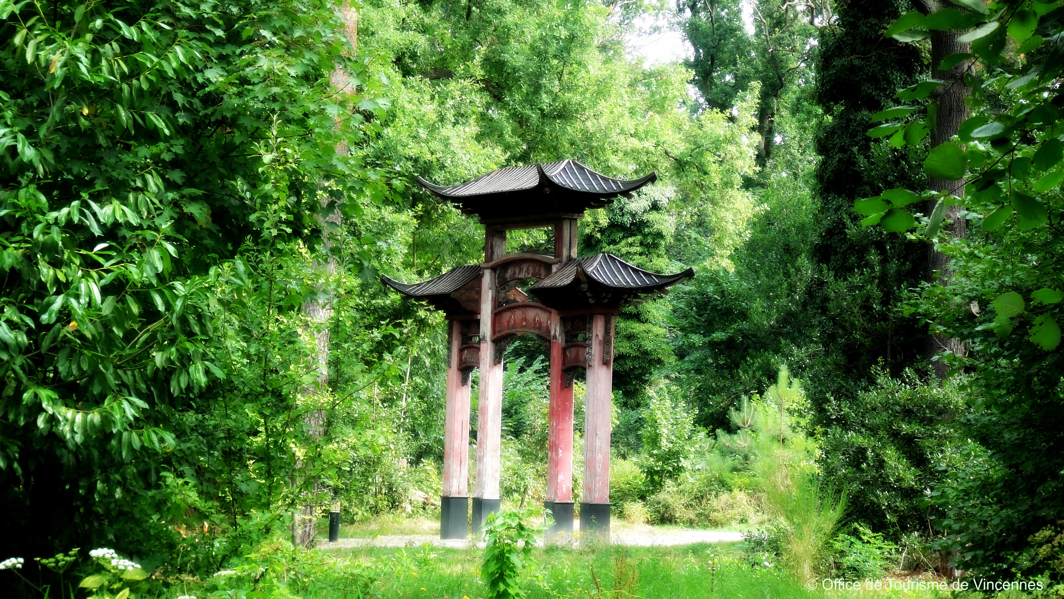 Porte chinoise ancienne en bois