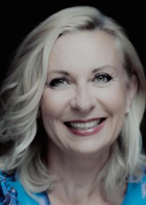nathalie sourit