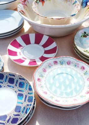 Marché d’occasion, ustensiles de cuisine anciens.