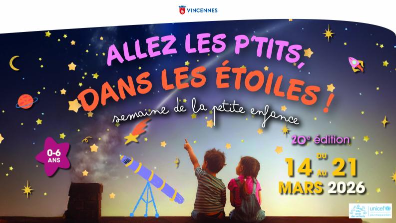 on y voit deux enfants contemplant le ciel dans lequel il y a des étoiles