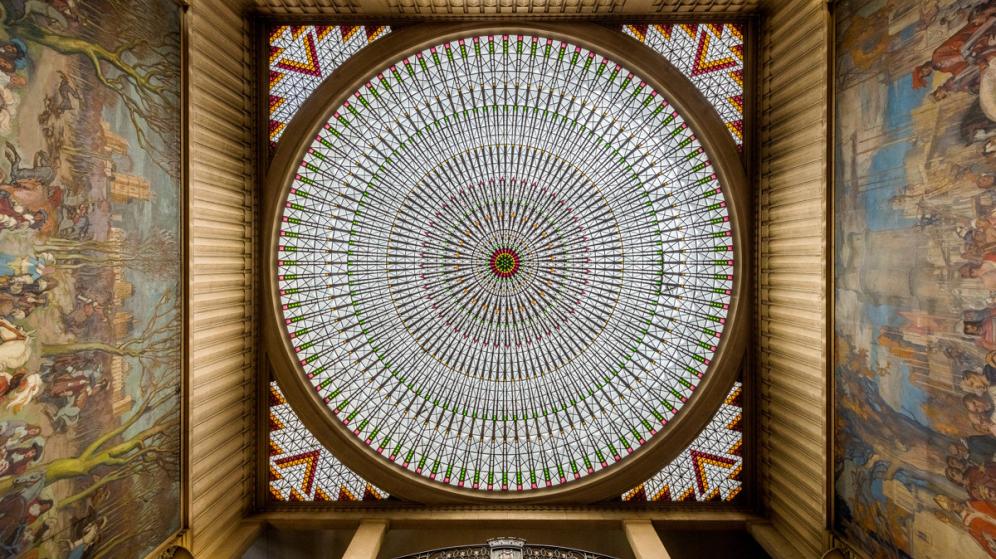 Fresques sous la coupole de l'hôtel de ville de Vincennes