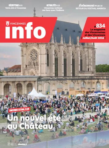 Photo de gens dans un festival dans le château de Vincennes